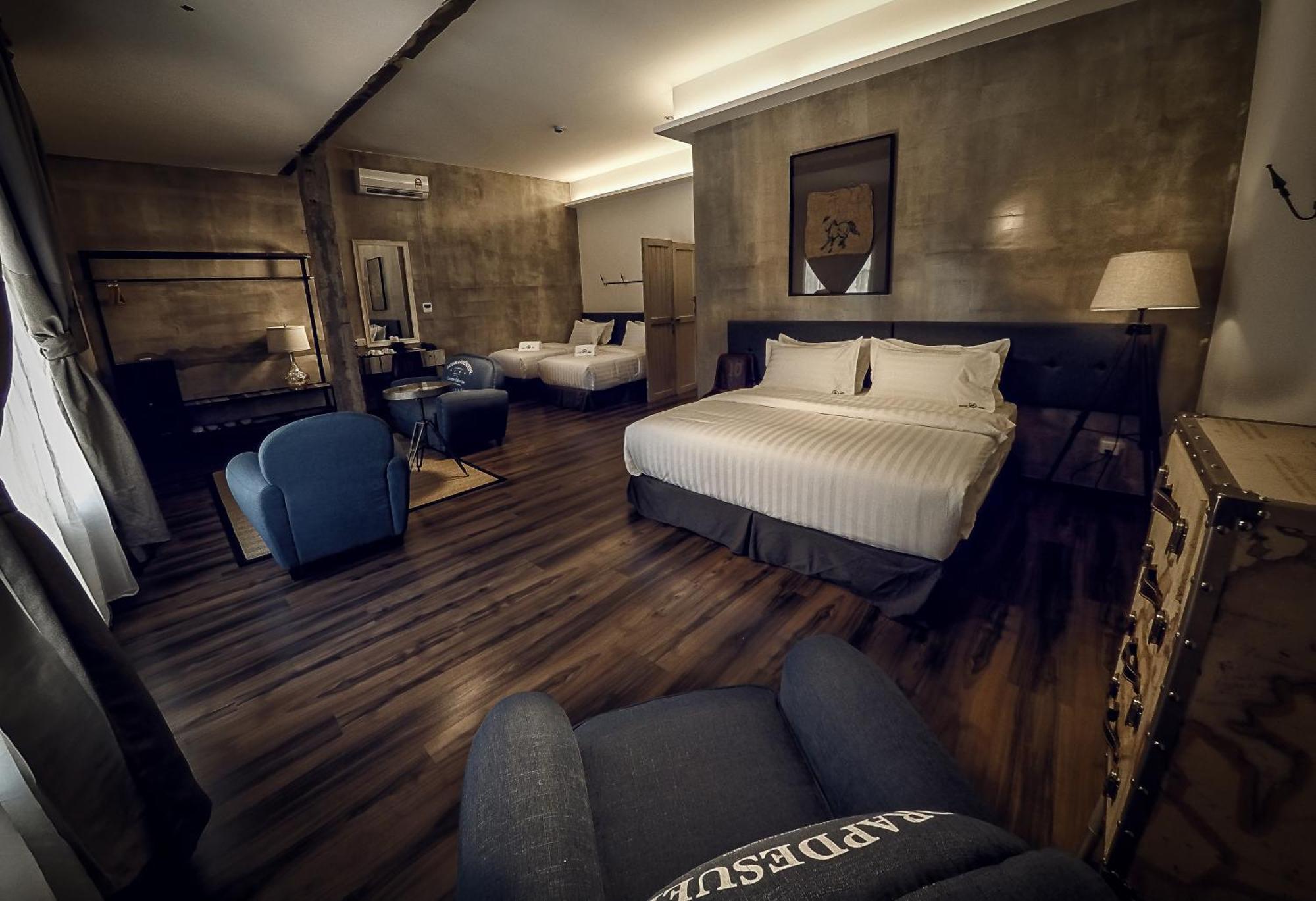 Premium Family Suite